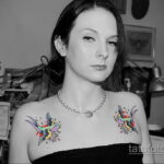 Фото женской тату возле груди 16.11.2020 №202 -female chest tattoo- tatufoto.com