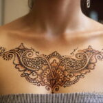 Фото интересного рисунка хной на теле 13.11.2020 №006 -henna tattoo- tatufoto.com