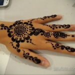 Фото интересного рисунка хной на теле 13.11.2020 №143 -henna tattoo- tatufoto.com