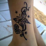 Фото интересного рисунка хной на теле 13.11.2020 №195 -henna tattoo- tatufoto.com