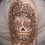 Фото интересного рисунка хной на теле 13.11.2020 №390 -henna tattoo- tatufoto.com