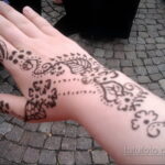 Фото интересного рисунка хной на теле 13.11.2020 №416 -henna tattoo- tatufoto.com