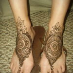 Фото интересного рисунка хной на теле 13.11.2020 №436 -henna tattoo- tatufoto.com