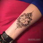 Фото интересного рисунка хной на теле 13.11.2020 №447 -henna tattoo- tatufoto.com
