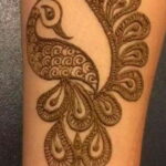 Фото интересного рисунка хной на теле 13.11.2020 №528 -henna tattoo- tatufoto.com