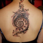 Фото крутого женского рисунка тату 15.11.2020 №045 -cool female tattoo- tatufoto.com