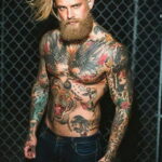 Фото крутого мужского рисунка тату 15.11.2020 №079 -cool man tattoo- tatufoto.com