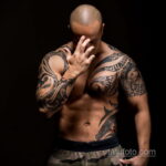 Фото крутого мужского рисунка тату 15.11.2020 №328 -cool man tattoo- tatufoto.com