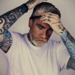 Фото мужской тату 18.11.2020 №070 -beautiful tattoo guy- tatufoto.com