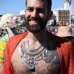 Фото мужской тату 18.11.2020 №101 -beautiful tattoo guy- tatufoto.com