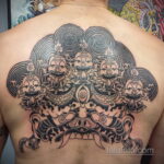 Фото мужской тату 18.11.2020 №126 -beautiful tattoo guy- tatufoto.com