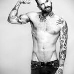 Фото мужской тату 18.11.2020 №135 -beautiful tattoo guy- tatufoto.com