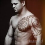 Фото мужской тату 18.11.2020 №156 -beautiful tattoo guy- tatufoto.com