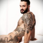 Фото мужской тату 18.11.2020 №180 -beautiful tattoo guy- tatufoto.com