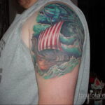 Фото мужской тату 18.11.2020 №214 -beautiful tattoo guy- tatufoto.com