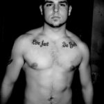 Фото мужской тату 18.11.2020 №248 -beautiful tattoo guy- tatufoto.com