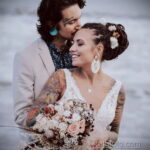 Фото невесты с татуировками 10.11.2020 №016 -bride with tattoo- tatufoto.com