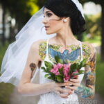 Фото невесты с татуировками 10.11.2020 №041 -bride with tattoo- tatufoto.com