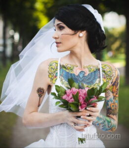 Фото невесты с татуировками 10.11.2020 №041 -bride with tattoo- tatufoto.com