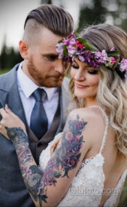 Фото невесты с татуировками 10.11.2020 №043 -bride with tattoo- tatufoto.com