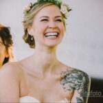 Фото невесты с татуировками 10.11.2020 №048 -bride with tattoo- tatufoto.com