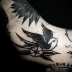 Фото необычного рисунка татуировки 11.11.2020 №030 -unusual tattoo patter- tatufoto.com