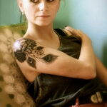 Фото пример рисунка женской тату 17.11.2020 №273 -female tattoo- tatufoto.com