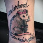 Фото пример рисунка тату Опоссум 18.11.2020 №021 -Opossum tattoo- tatufoto.com
