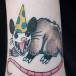 Фото пример рисунка тату Опоссум 18.11.2020 №105 -Opossum tattoo- tatufoto.com
