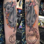 Фото пример рисунка тату Опоссум 18.11.2020 №116 -Opossum tattoo- tatufoto.com