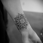 Фото рисунка тату мандала 22.11.2020 №441 -Mandala tattoo- tatufoto.com