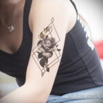 Фото рисунка тату с треугольником 22.11.2020 №009 -triangle tattoo- tatufoto.com