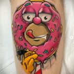 Фото татуировки с пончиком 22.11.2020 №135 -donut tattoo- tatufoto.com