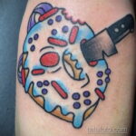 Фото татуировки с пончиком 22.11.2020 №149 -donut tattoo- tatufoto.com