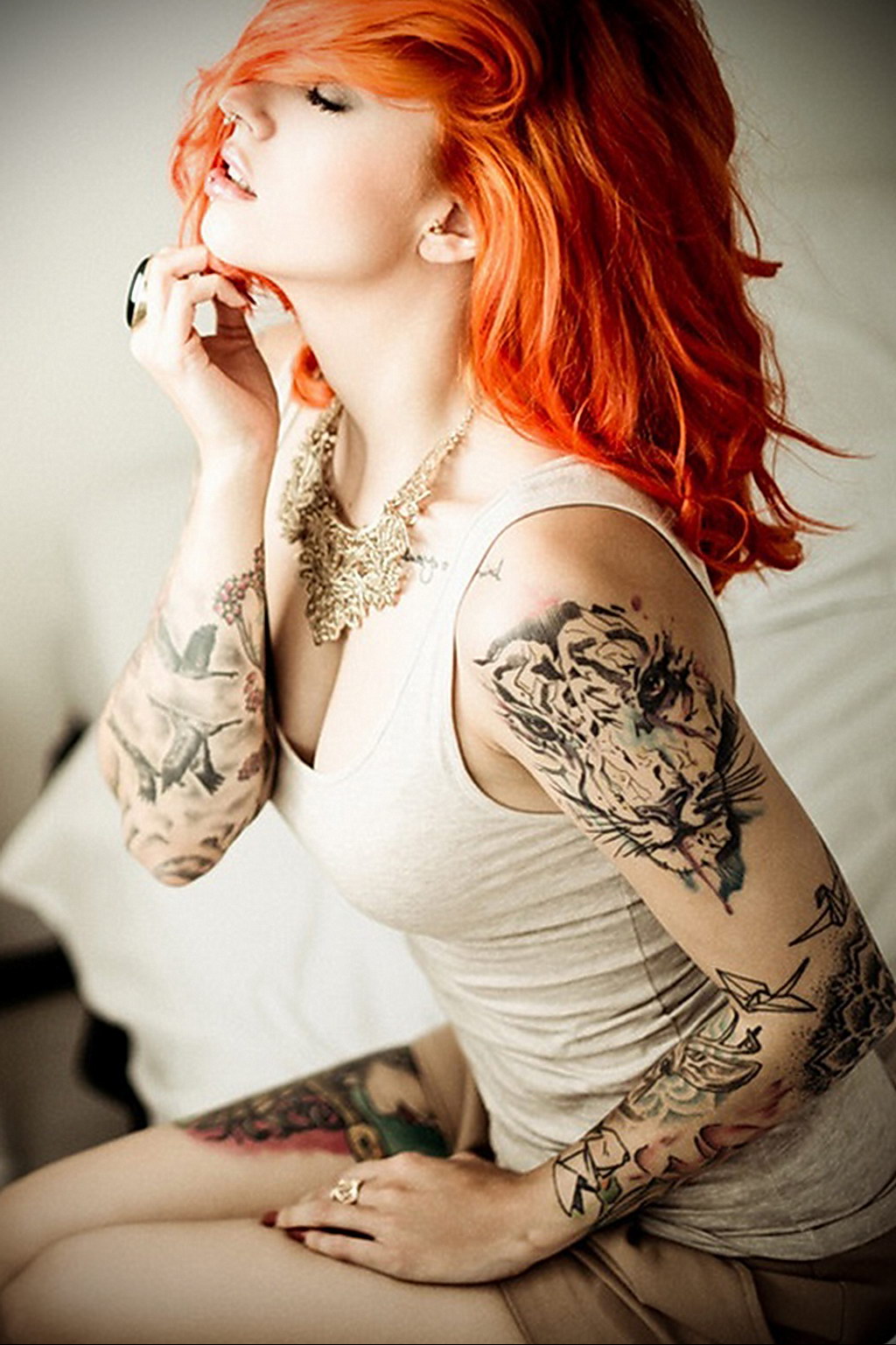 Рыжие девушки с татуировкой