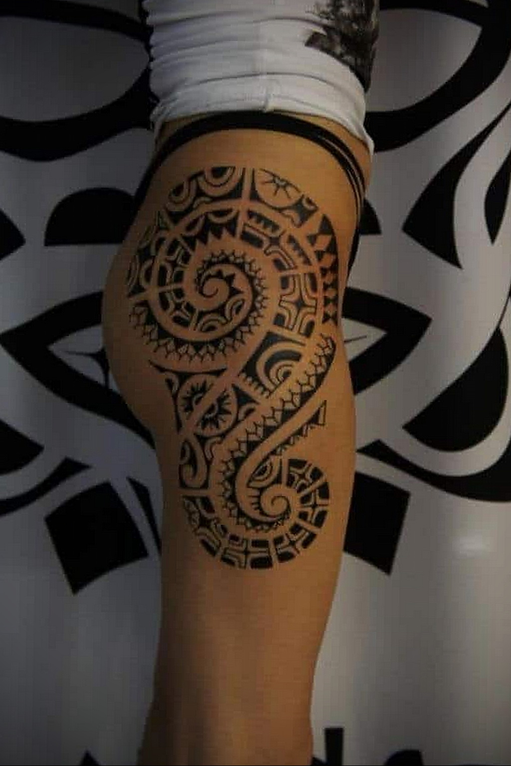 Пример женского рисунка татуировки 14.12.2020 № 178 -female tattoo- tatufot...