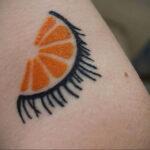 Пример рисунка татуировки апельсином 12.12.2020 №1027 -orange tattoo- tatufoto.com