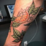 Пример рисунка татуировки апельсином 12.12.2020 №1037 -orange tattoo- tatufoto.com