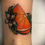 Пример рисунка татуировки апельсином 12.12.2020 №1162 -orange tattoo- tatufoto.com