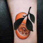 Пример рисунка татуировки апельсином 12.12.2020 №1170 -orange tattoo- tatufoto.com