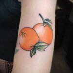Пример рисунка татуировки апельсином 12.12.2020 №1184 -orange tattoo- tatufoto.com