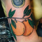 Пример рисунка татуировки апельсином 12.12.2020 №1288 -orange tattoo- tatufoto.com