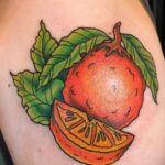 Пример рисунка татуировки апельсином 12.12.2020 №1306 -orange tattoo- tatufoto.com