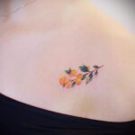 Пример рисунка татуировки апельсином 12.12.2020 №1326 -orange tattoo- tatufoto.com