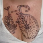 Пример рисунка татуировки про велосипед 15.12.2020 №200 -bike tattoo- tatufoto.com