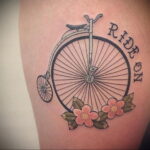 Пример рисунка татуировки про велосипед 15.12.2020 №250 -bike tattoo- tatufoto.com