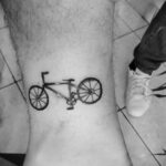 Пример рисунка татуировки про велосипед 15.12.2020 №287 -bike tattoo- tatufoto.com