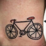 Пример рисунка татуировки про велосипед 15.12.2020 №295 -bike tattoo- tatufoto.com