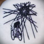 Пример рисунка татуировки про велосипед 15.12.2020 №330 -bike tattoo- tatufoto.com