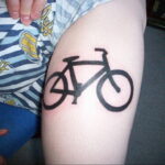 Пример рисунка татуировки про велосипед 15.12.2020 №377 -bike tattoo- tatufoto.com